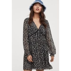 H&M Long Sleeve Daisy Dress
